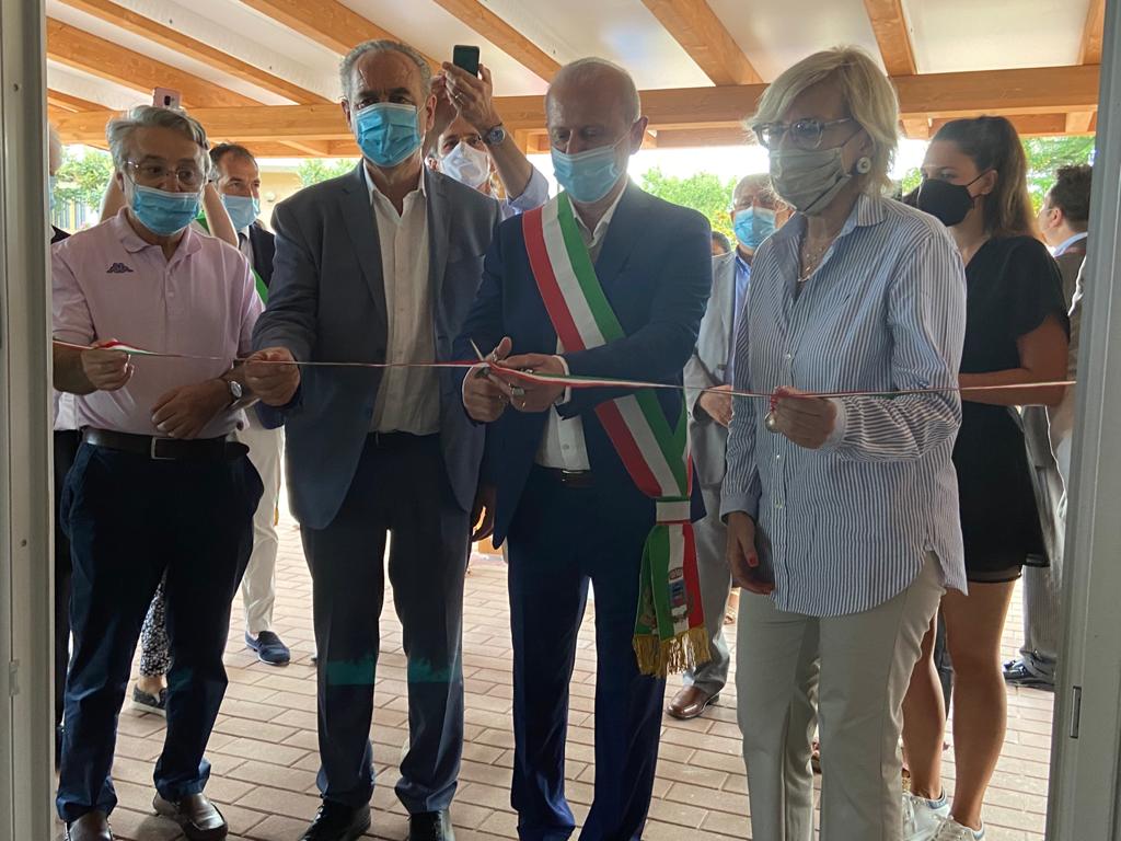 taglio del nastro