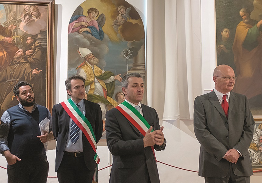 Il sindaco Mario Scagnetti presenta la pinacoteca riqualificata