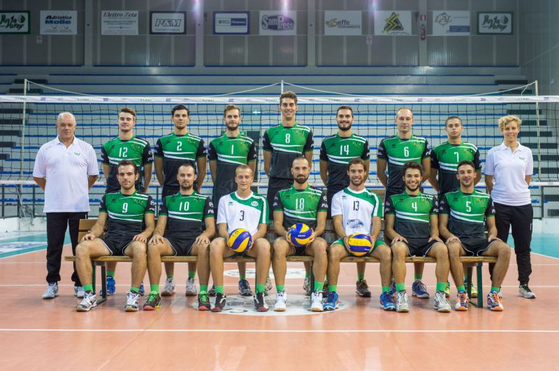 NOVA VOLLEY LORETO CM56Q