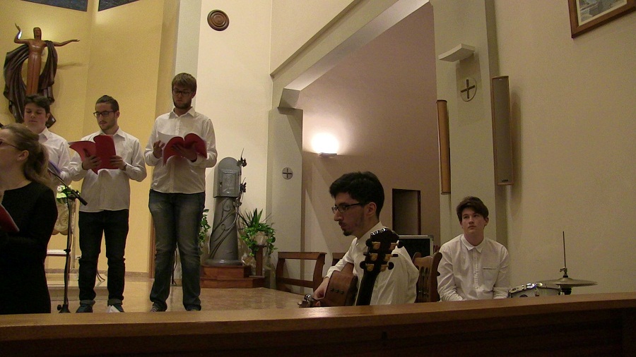 RAGAZZI BULGARNO IN CONCERTO FOTOT 2