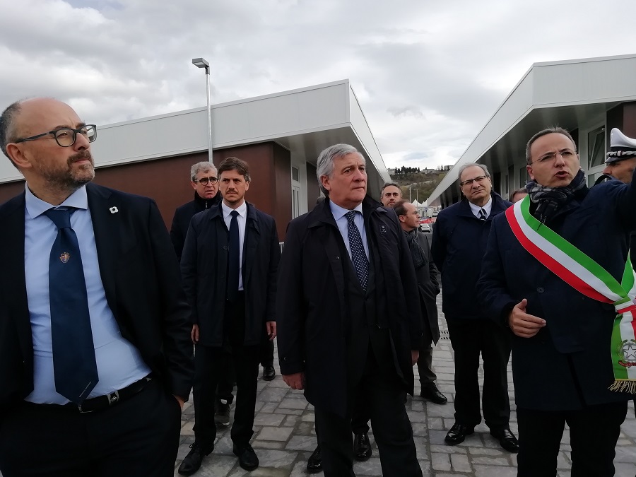 Tajani area commercialre