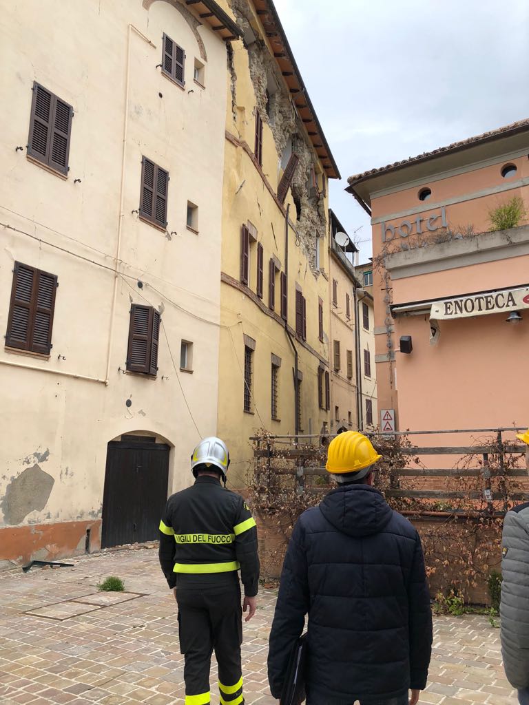 WhatsApp Image 2018 04 11 at 13.45.18 2