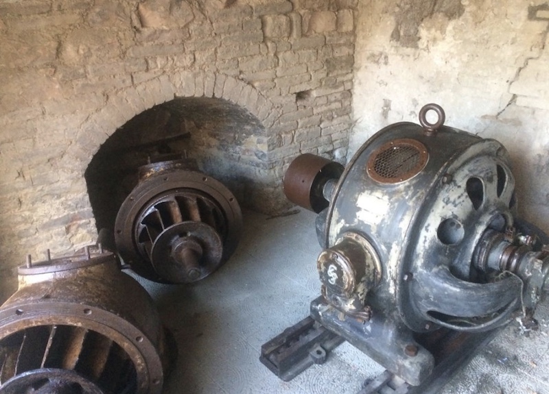 alcune vecchie turbine al museo ok