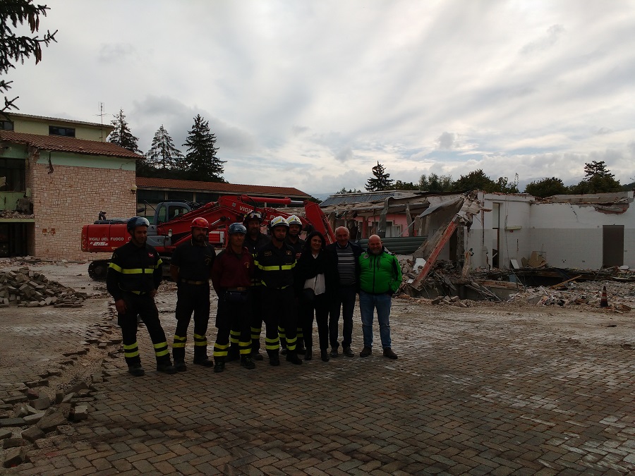 demolizione SAcuola Muccia 1bis