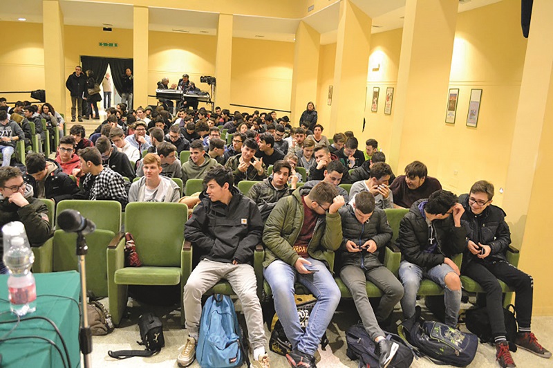 studenti incontro nicole