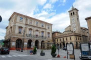 Contagi, discarica e pedane in via della Pace. Le domande dei dem a Tolentino