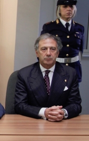 Polizia: controlli per le festivit&agrave;. Denunce e sequestri di materiale pirotecnico