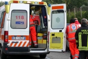 Frontale a San Severino. Donna trasportata a Torrette