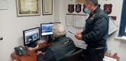 Capi firmati venduti online: stroncato giro di contraffazione