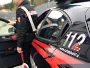 Deruba un anziano: denunciata