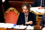 Verducci, Pd: emendamento per prorogare busta paga pesante