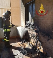 Incendio a Corridonia, in fiamme un condizionatore