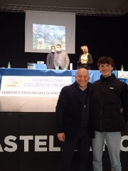Il giovane ciclista camerte Giulio Pellizzari premiato al Gal&agrave; Federciclismo