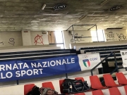 Raid al Pala Cesari. Danneggiamenti e pareti imbrattate