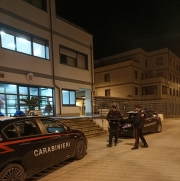 Tolentino, 50enne ubriaco aggredisce moglie e carabiniere