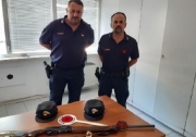 Caccia irregolare e porto abusivo di armi, due denunce