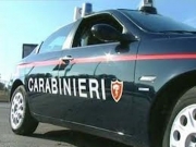Posto di blocco dei Carabinieri: 20enne si d&agrave; alla fuga con la droga
