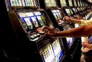 Il gioco d'azzardo ha invaso la contea. Un progetto per contrastarlo
