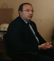 Pasqui polemico. Rimozione macerie, Cas, Ist. Betti, Commercio.nel "Filo diretto".