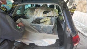 Viaggiava con 180kg di granchi reali nel bagagliaio: denunciato