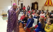 I bambini delle scuole colmano la basilica di San Venanzio