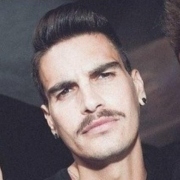 Tragico gesto di un 32enne a Porto Potenza Picena.