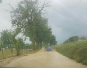 Bomba d'acqua a Camerino, allagate diverse strade