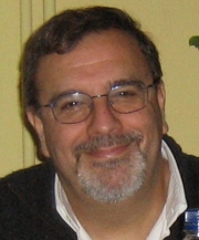 Castelraimondo, sfida a tre per il comune