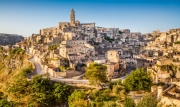 La Passione a Matera con sculture di Giuseppe Gentili e dipinti Di Franco Morresi