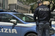 Controlli della polizia su tre citt&agrave;, oltre 500 persone identificate