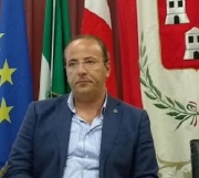 Pasqui si dimette da coordinatore Anci cratere. " Meglio il comitato dei sindaci"