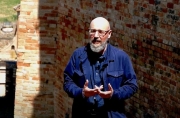 "Storia e aneddoti" di Caldarola. Il 'viaggio' culturale di Mauro Capenti