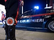 Ruba carta postamat e blocchetto assegni, denunciata giovane rumena