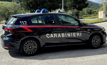 Minaccia con un coltello il datore di lavoro, arrestato operaio rumeno