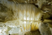 Riaprono al pubblico le Grotte di Frasassi