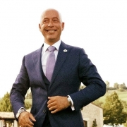 Se ne va Stefano Pinto, il weeding planner di Borgo Lanciano. Tanti i messaggi sulla sua pagina Facebook