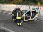 Scontro tra auto, due feriti al pronto soccorso