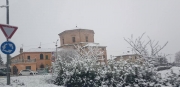 Anticipo di inverno, neve nelle zone del cratere